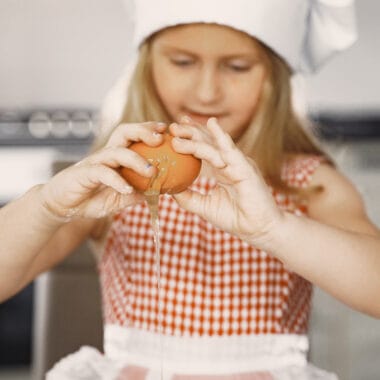 little girl cook dough cookies Bin Recipes