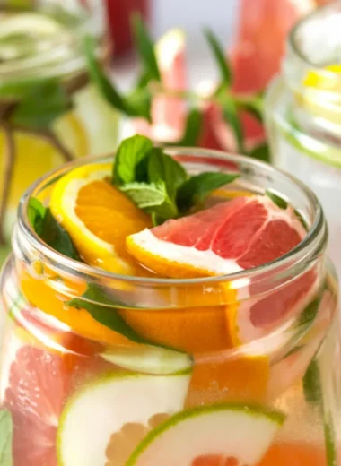 Recipe for Original Fat Flush Water with cranberry juice and water for weight loss